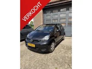 Toyota Aygo 1.0-12V Comfort Navigator Airco/5DRS/Carplay/NAP