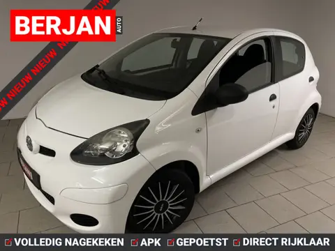 Toyota Aygo 1.0-12V Access AIRCO SCHERM 5DRS SPARCO WIELDOPSET NWE APK INRUIL MOG LEUKE AUTO