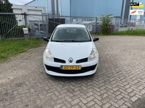 Renault Clio 1.2-16V Authentique