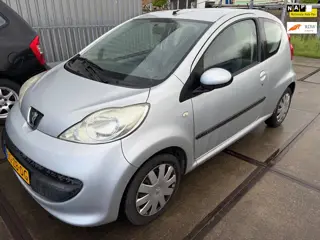 Peugeot 107 1.0-12V XS AUTOMAAT
