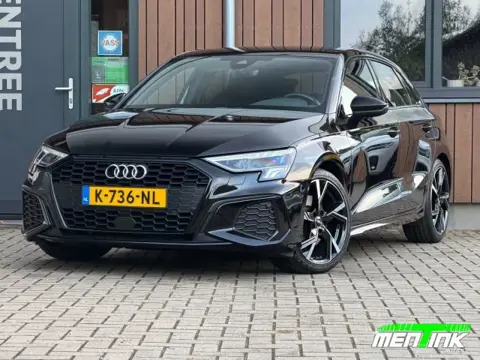 AUDI A3 35 TFSI S-Line S-Tronic N.A.P. led 1e eigenaar