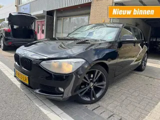 BMW 1-SERIE 116i Business+ NAVI CLIMA 18 INCH APK HANDEL PRIJS 