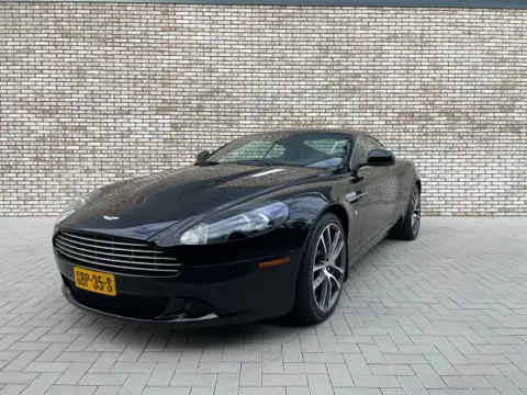 ASTON MARTIN DB9 5.9-L V12 Touchtronic/Cruise control/470 PK/Obsidian Black