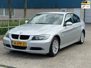 BMW 3-serie 320i Executive 2008 129.000 KM NAP! Airco! PDC!