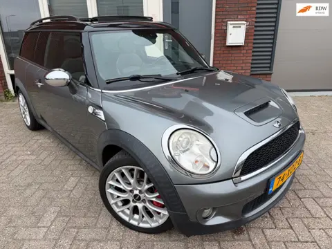 Mini Mini Clubman 1.6 John Cooper Works Chili / Pano / Leder / Navi / PDC / Cruise