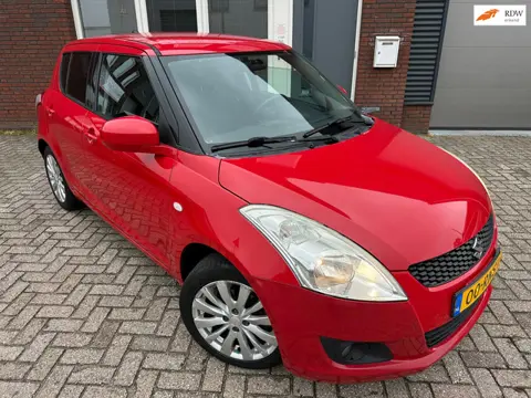 Suzuki Swift 1.2 Exclusive EASSS / Clima / Cruise / 5DRS / NAP / LM