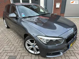 BMW 1-serie 116i Sport / Camera / PDC / Stoelverwarming
