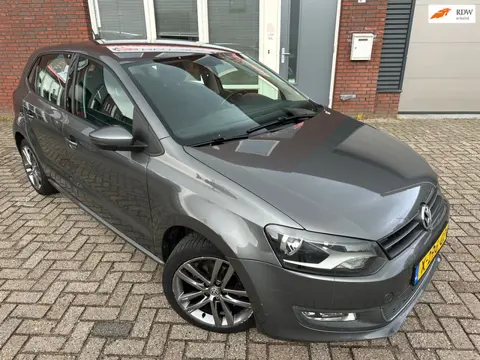 Volkswagen Polo 1.6 TDI Highline / Navi / Clima / Carplay