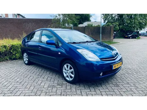 Toyota Prius 1.5 VVT-i Business Edition
