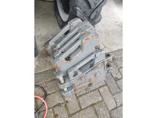 Frontgewichten Massey Ferguson 4 stuks + middengewicht