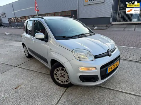 Fiat Panda 0.9 TwinAir Lounge AIRCO 5 DR Volledig onderhouden NEW APK