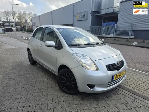 Toyota Yaris 1.3 VVTi Sol MMT AUTOMAAT NEW APK 5 DR