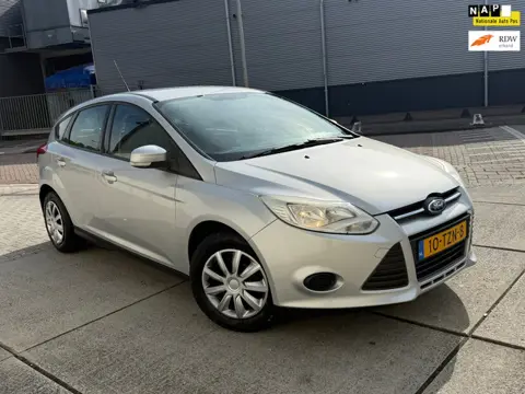 Ford Focus 1.0 EcoBoost Lease Trend Airco 5 DR APK