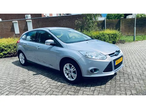 Ford Focus 1.6 TI-VCT Trend Sport NIEUWE A P K