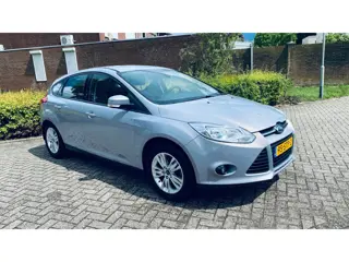Ford Focus 1.6 TI-VCT Trend Sport NIEUWE A P K