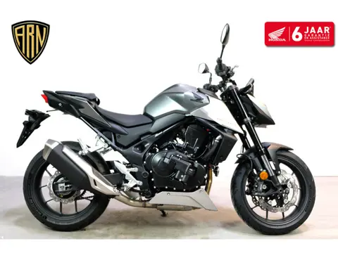 Honda CB 750 Hornet E-Clutch (bj 2026)