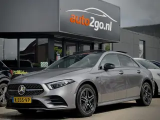 Mercedes-Benz A-Klasse 250 e AUT8 SOLUTION AMG LIMITED PANODAK NAVI CAMERA DIGI-DASH APPLE-CARPLAY L