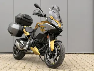 2020 BMW F 900 XR 105pk ABS - Nagenoeg alle opties!