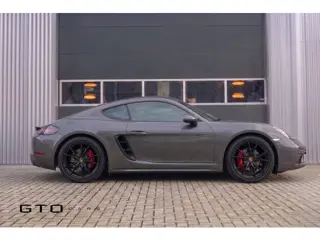 Porsche 718 Cayman 2.0 | Sportstoelen | Sportuitlaat | Stoelverwarming | Getint Glas