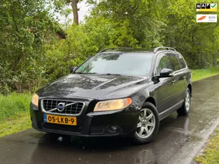 Volvo V70 2.5T Momentum | Automaat + Lederbekleding + Navigatie |