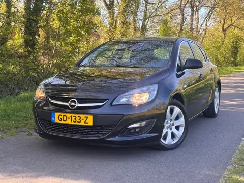 Opel Astra 1.4 Turbo Blitz | Cruise control + Navi Nu € 3.750,- !!!