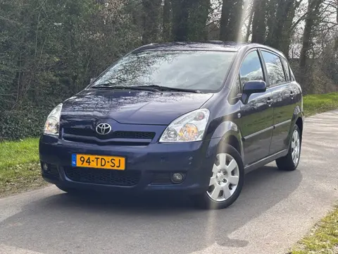 Toyota Verso 1.8 VVT-i Sol 7p. | " 116.000 " KM NAP + Cruise control |