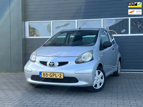 Toyota Aygo 1.0-12V
