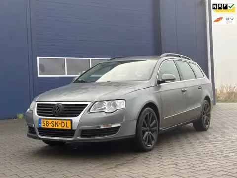 Volkswagen Passat Variant 2.0 FSI Comfortline | Automaat |