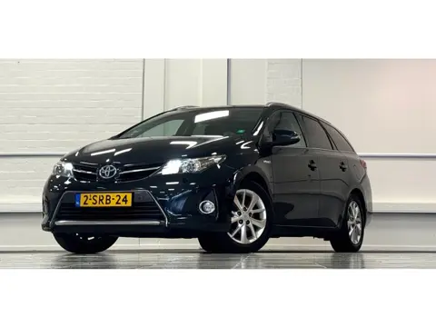 Toyota Auris Touring Sports 1.8 Hybrid Lease+ 2e Eigenaar Camera Pano Navi