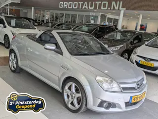 Opel Tigra TwinTop 1.8-16V Linea Rosso Airco, Stuurbekrachtiging