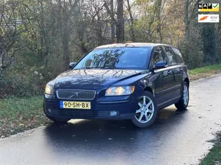 Volvo V50 1.8 Momentum | Airco + Cruise Nu € 1.950,-!!!