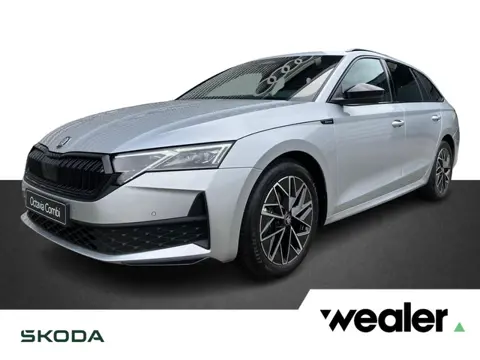 Škoda Octavia Combi Sportline Tour 1.5 TSI 150 PK DSG | Automaat | Trekhaak | Navigatie & Winter pak