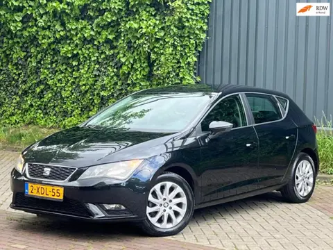 Seat Leon 1.2 TSI Style 105PK Zwart 2e Eign|Airco|Iso Fix|Cruise Controle|