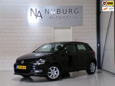 Volkswagen Polo 1.2 Comfortline Stoelverwarming Parkeersensoren Climatronic Navigatie Bluetooth Lich