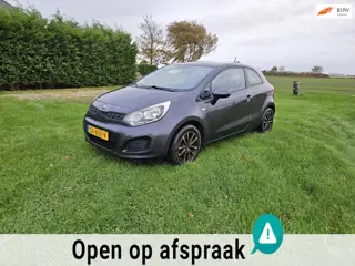 Kia Rio 1.2 CVVT 3drs GÉÉN AIRCO ! LMV GOED LEZEN AUB