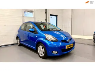 Toyota Aygo 1.0-12V Dynamic Blue | Airco | APK | LM Velgen