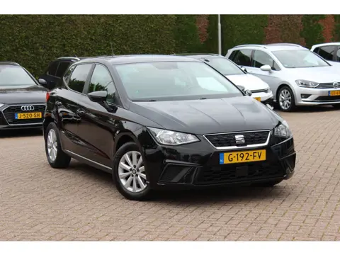 SEAT Ibiza 1.0 TSI Style Business Intense / Camera / CarPlay / Navigatie / 15'' / Getint glas / Crui