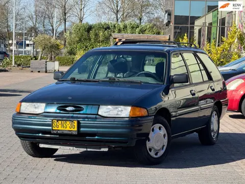 Ford ESCORT LX WAGON |APK 18-12-2026 | Automaat | Airco | Elektrische spiegels |