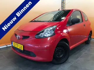Toyota Aygo 1.0-12V APK 5/27 geen airco! (bj 2006)