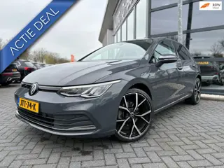 Volkswagen Golf 2.0 TDI Life Business | Climate | NAVI | Sfeerverlichting | Adaptief Cruise | LED | 