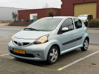 Toyota Aygo 1.0 Benzine Airco Elektr. Ramen 2 Sleutels