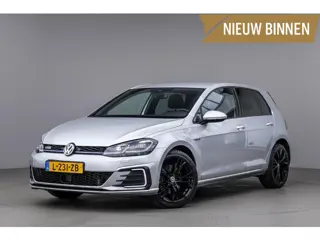 Volkswagen Golf 7.5 1.4 TSI GTE PHEV Carplay|Trekhaak|Stoelverw.|ACC|Sfeerverlichting|Gedocumenteerd