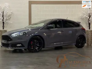 Ford Focus 2.0 ST HG MOTORSPORT / RECARO / PDC / KEYLESS GO / STUUR + STOEL VERW / GARANTIE / LED / 