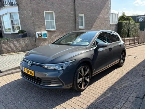 Volkswagen Golf 1.5 eTSI Style hybride
