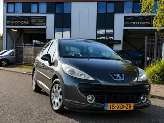 Peugeot 207 1.4-16V XR AIRCO NAP APK ZEER NETTE STAAT