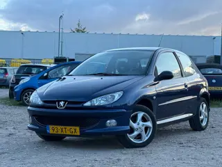 Peugeot 206 1.6-16V Air-line 3/ LAAG KM/ VELGEN