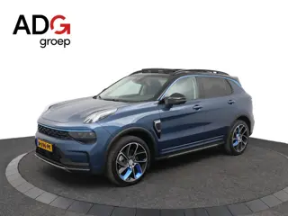 Lynk & Co 01 1.5 | Panoramadak | Parkeercamera | Navigatie | Elektrische achterklep | 75 km elekt.