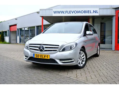 Mercedes-Benz B-klasse 180 Ambition Pano|1e Eig|Xenon|Leder|Navi|LMV