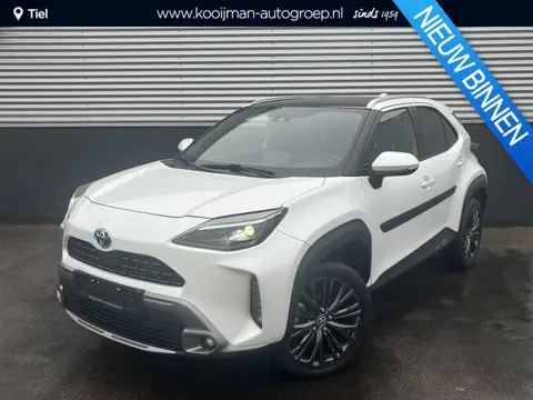 Toyota Yaris Cross 1.5 Hybrid Adventure AWD Panoramadak, Stoelverwarming, HUD, JBL, Elek. achterklep