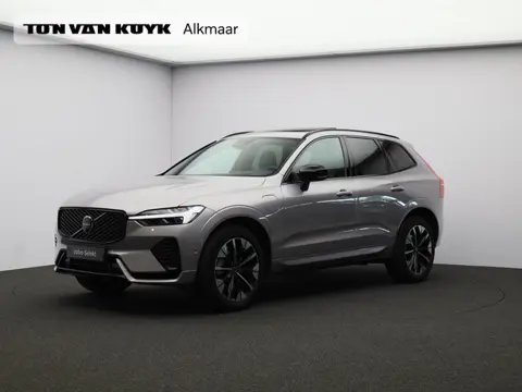 Volvo XC60 T6 350PK Plug-in hybrid AWD Plus Dark / Panoramisch Dak / Head-Up / 360gr Camera / Stuur+